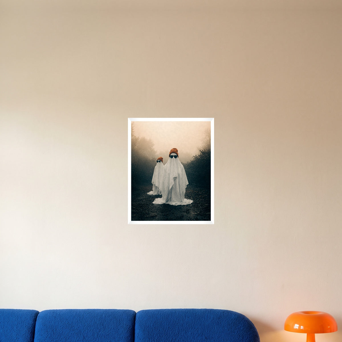 room-white-40x50