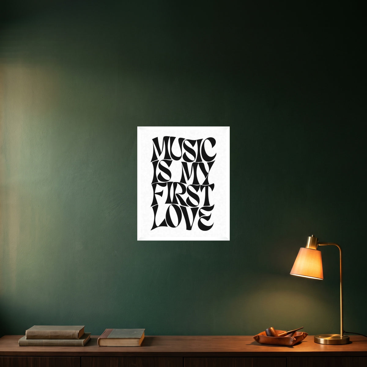 room-white-40x50