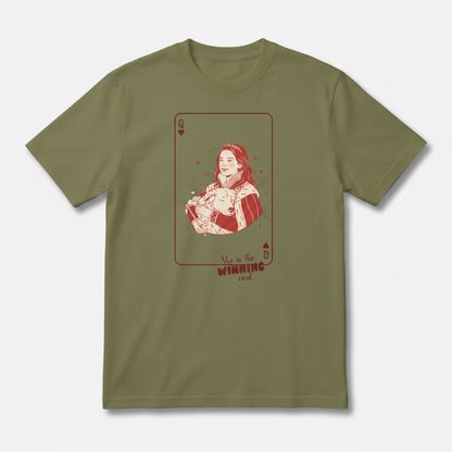 winning-card-queen-tee-olive-studio_211ea549-868b-4dfc-90ae-4189d8e63e9d.png